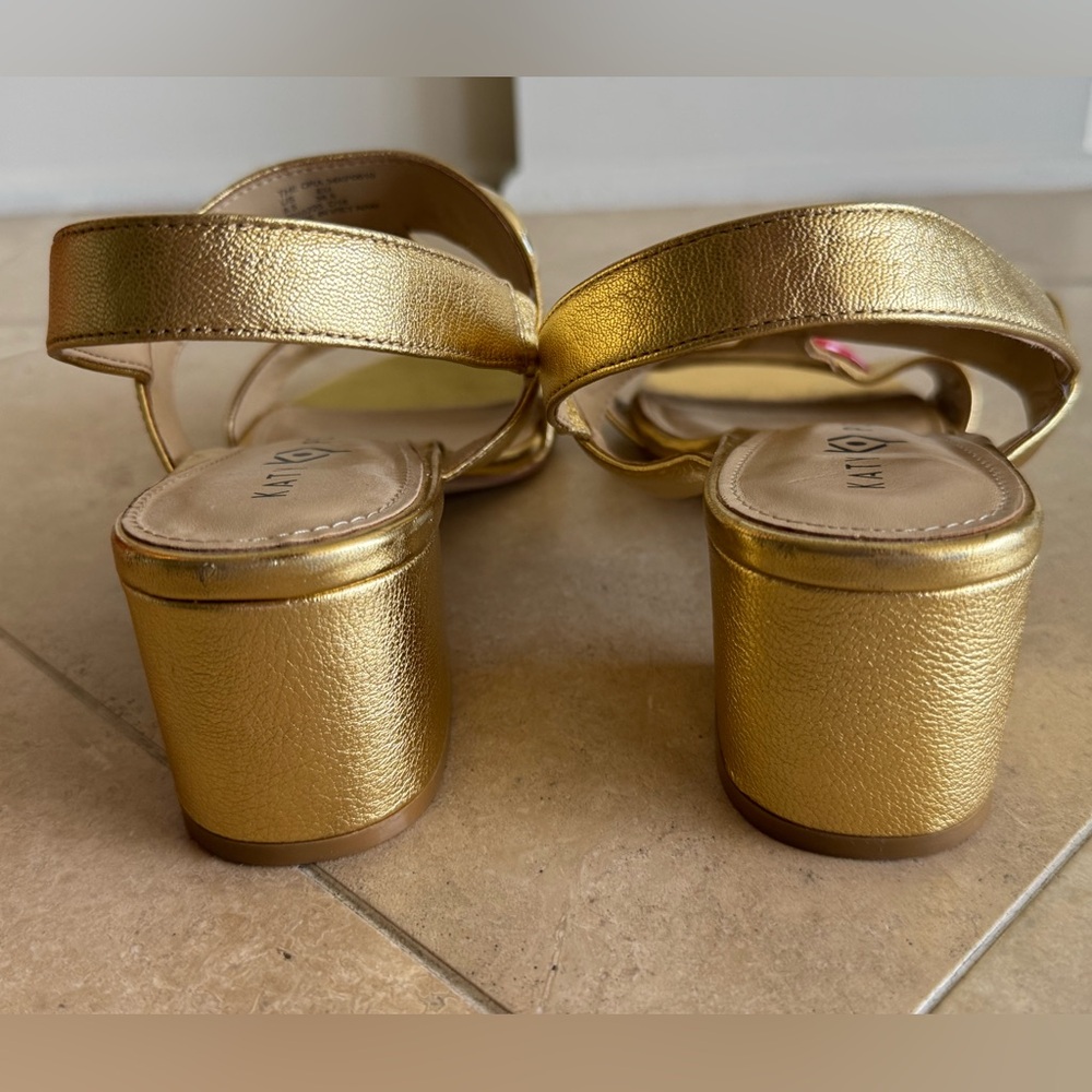 Like New! Katy Perry Ora Sandal Gold - Picture 5 of 10